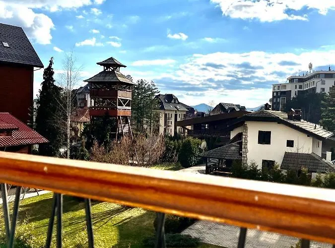 Malaviko, Bazen&spa Apartment *